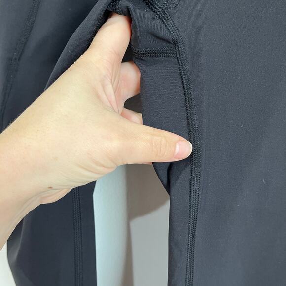 Lululemon Time To Sweat Crop 23” Luxtreme Size 6 Black High Rise Activewear - Picture 5 of 8